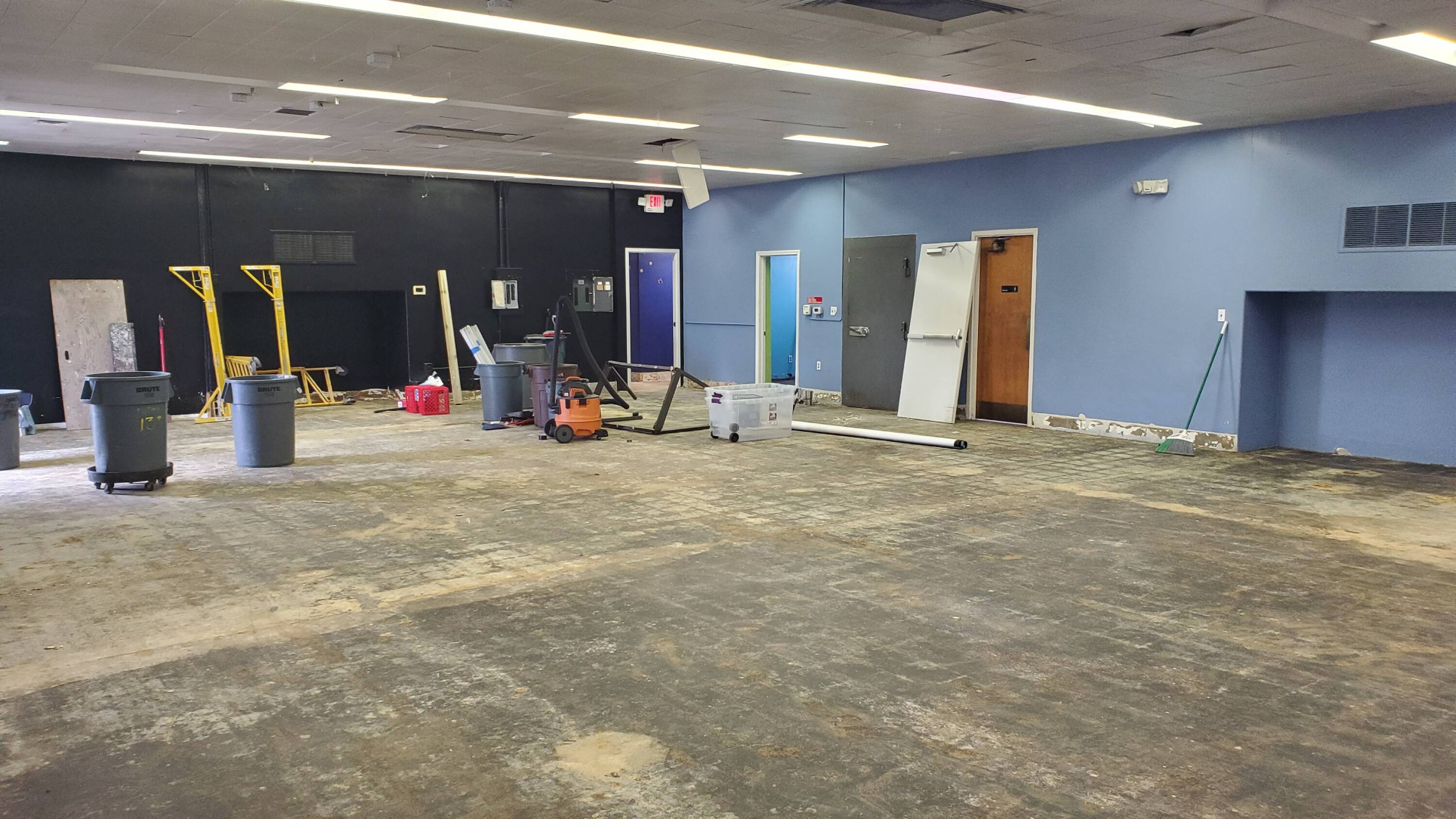 2200 Lockbourne Rd, Columbus, OH 43207