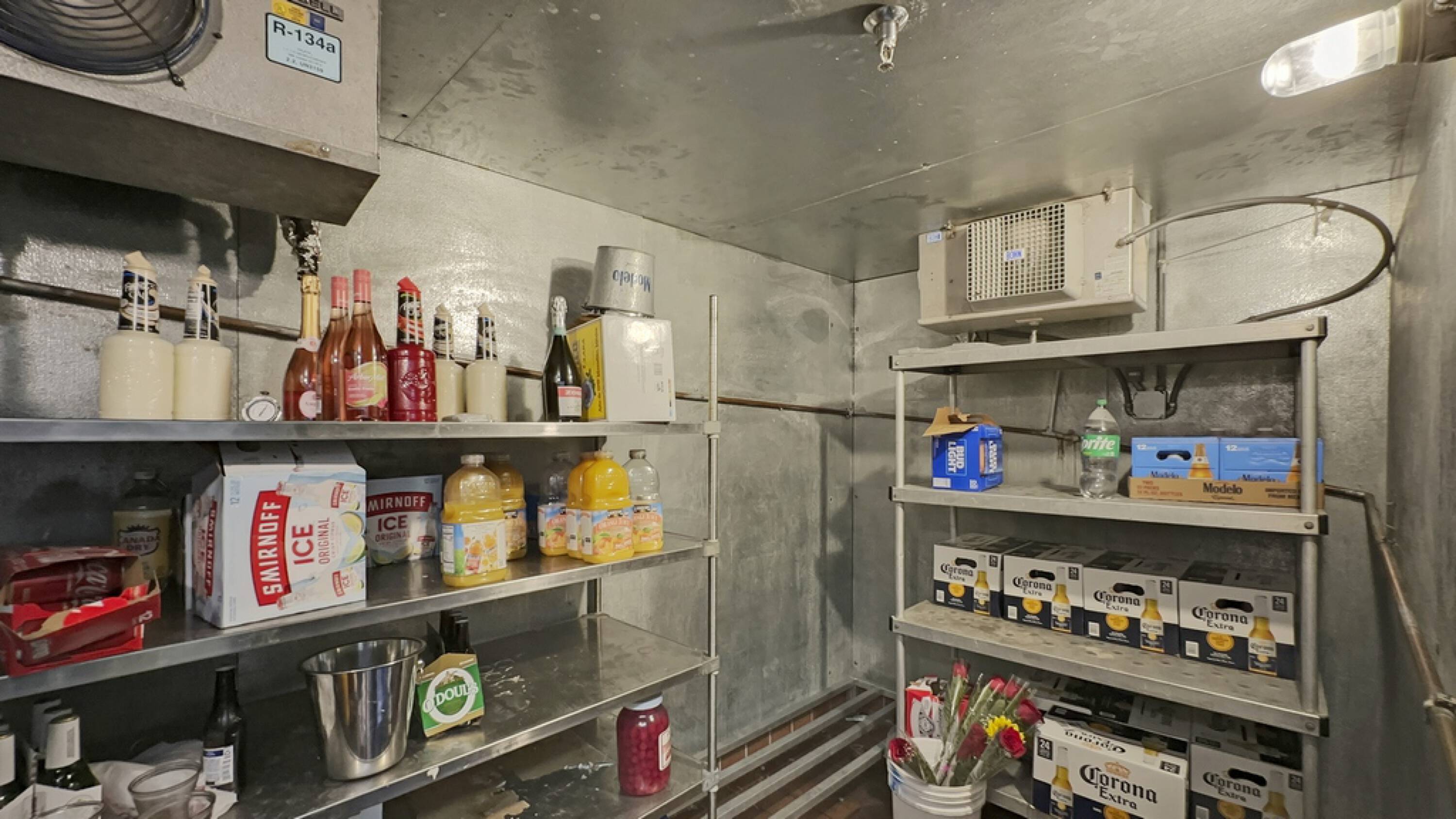 3033067