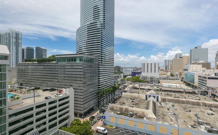 150 SE 2nd Ave # 1010, Miami, FL 33131 | Crexi.com