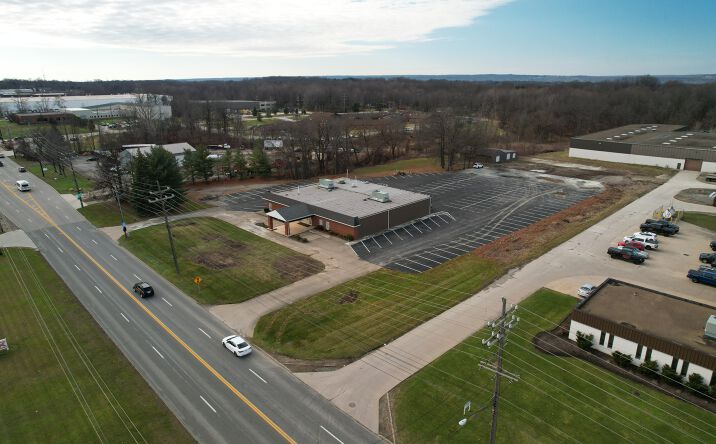 Pictures of Industrial property located at 7540 Northfield Rd, Walton Hills, OH 44146 for lease - image #1
