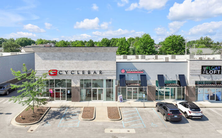 Pictures of Retail, Office, Restaurant property located at 2860 Richmond Rd, Lexington, KY 40509 for lease - image #1