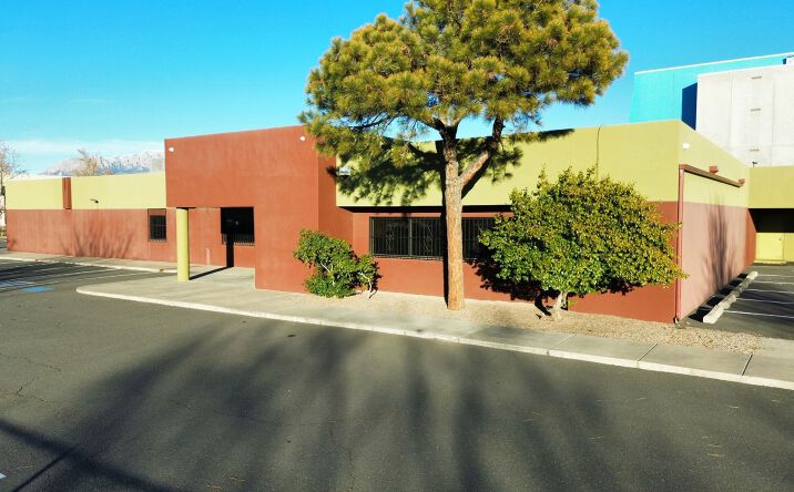Pictures of Office property located at 8010 Mountain Rd NE, Albuquerque, NM 87110 for lease - image #1