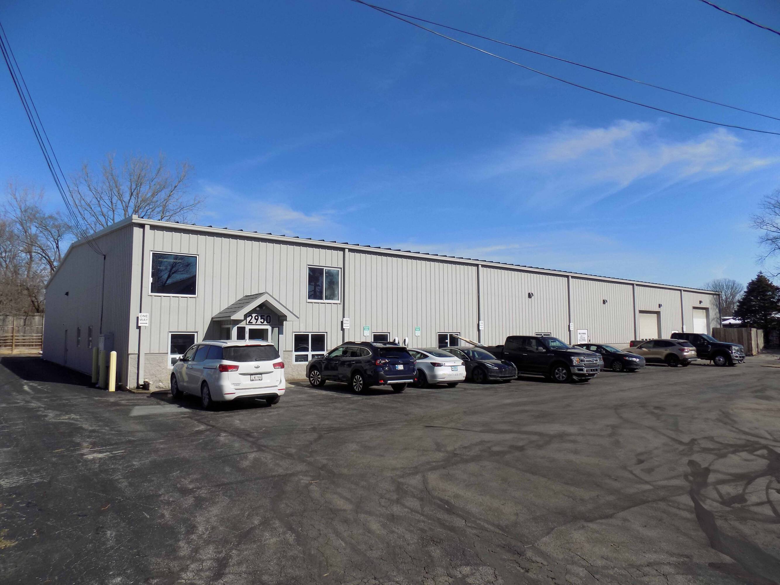 2950 E Hanna Ave, Indianapolis, IN 46227