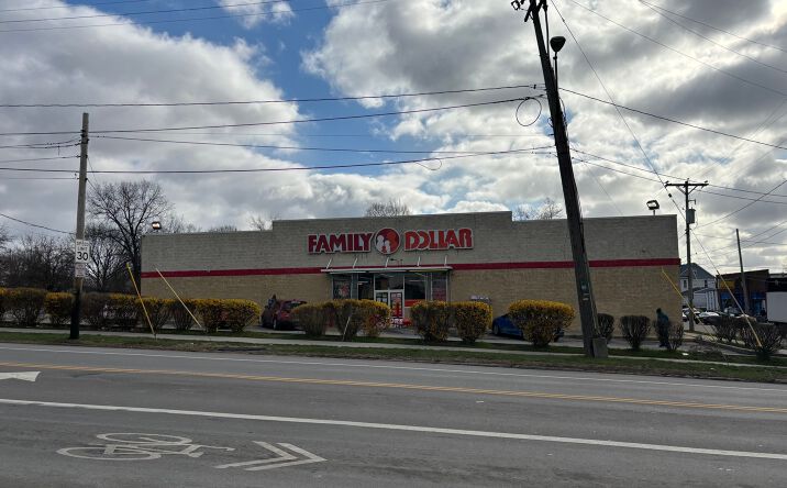 Pictures of Retail property located at 19 N Arlington St, Akron, OH 44305 for lease - image #1