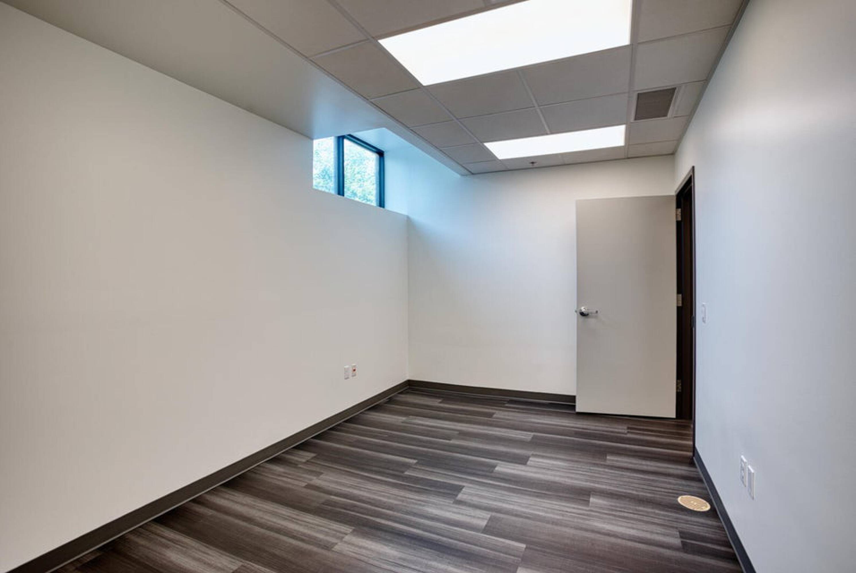 214 N W Ave, Jackson, MI 49201