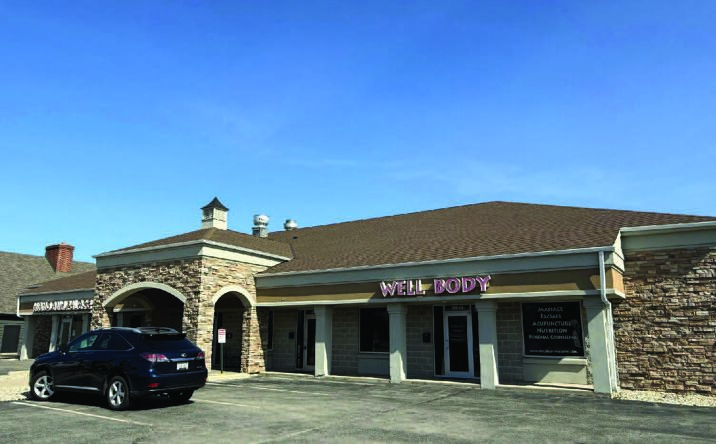 Pictures of Retail, Restaurant property located at 10040-10046 North Port Washington Road, Mequon, WI 53092 for lease - image #1