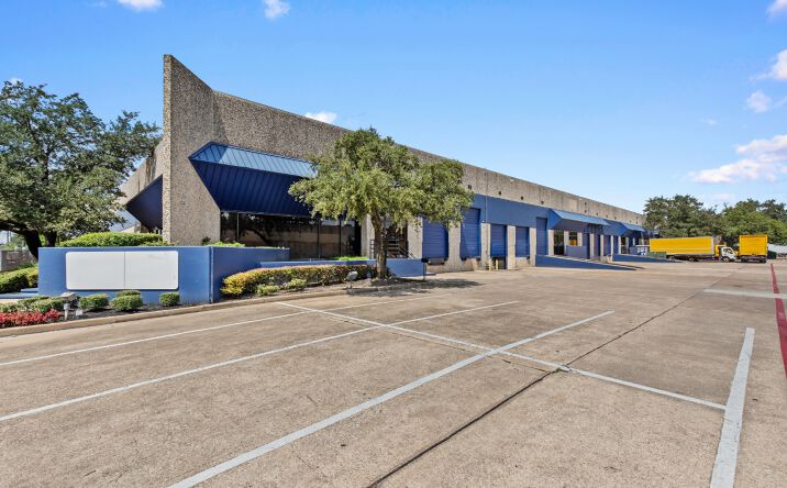 Pictures of Industrial property located at 6600 Long Point Rd, Houston, TX 77055 for lease - image #1