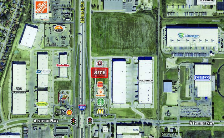 Pictures of Land, Restaurant property located at 8457 South Fwy, Fort Worth, TX 76134 for lease - image #1