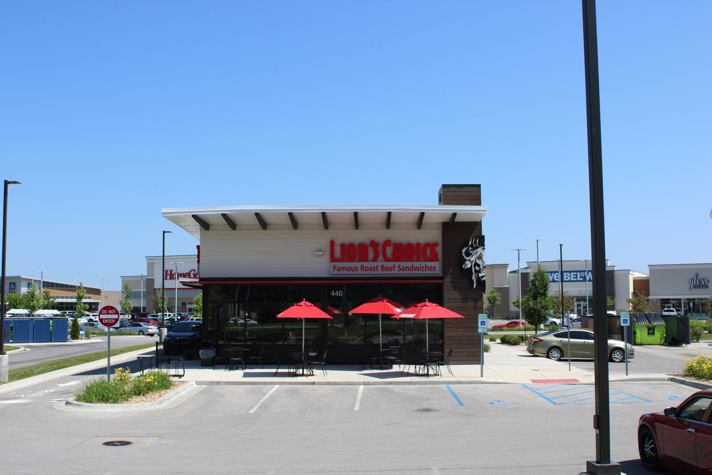 440 NW Chipman Rd, Lee's Summit, MO 64086