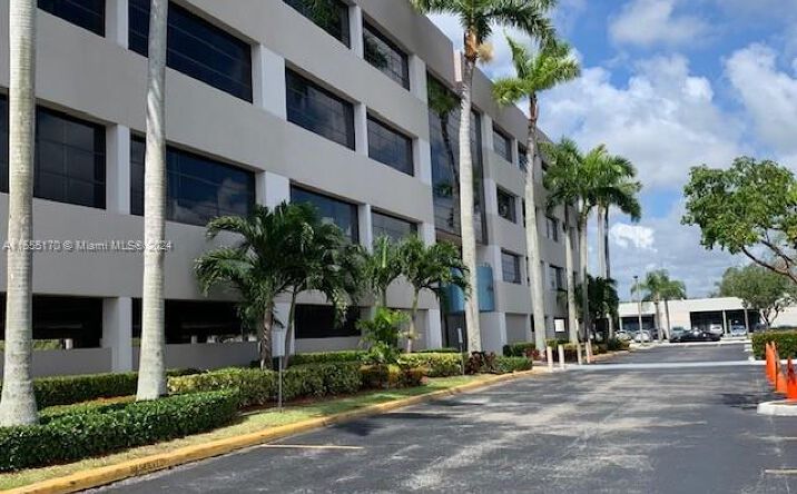 4960 SW 72nd Ave # 303, Miami, FL 33155 | Crexi.com