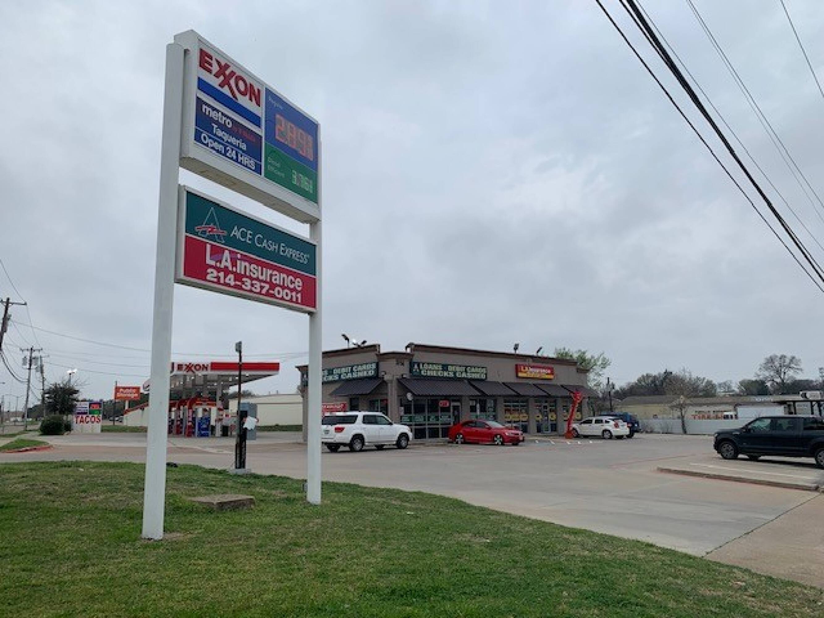 3714 W Ledbetter Dr, Dallas, TX 75233