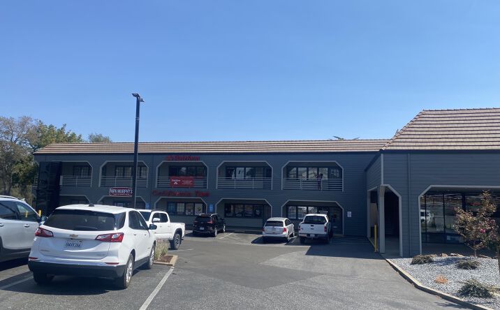 Pictures of Office property located at 2556 Grass Valley Hwy, Auburn, CA 95603 for lease - image #1