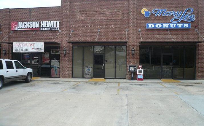 Pictures of Retail property located at 4347 High Street, Suite 104, Zachary, LA 70791 for lease - image #1