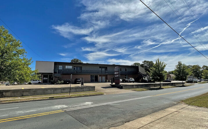 Pictures of Office property located at 2015 Fairfield Ave, Shreveport, LA 71104 for lease - image #1