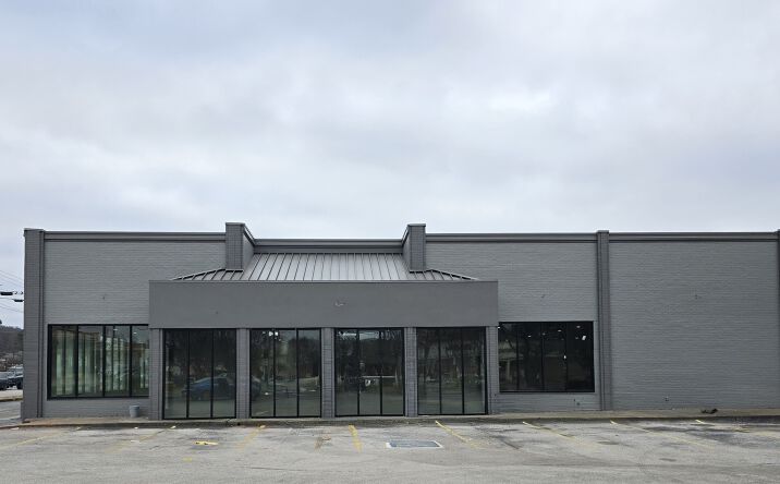 Pictures of Retail, Office property located at 2302 Whitesburg Dr, Huntsville, AL 35801 for lease - image #1
