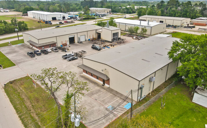 Pictures of Industrial property located at 2038 McAulty Rd, Houston, TX 77032 for lease - image #1