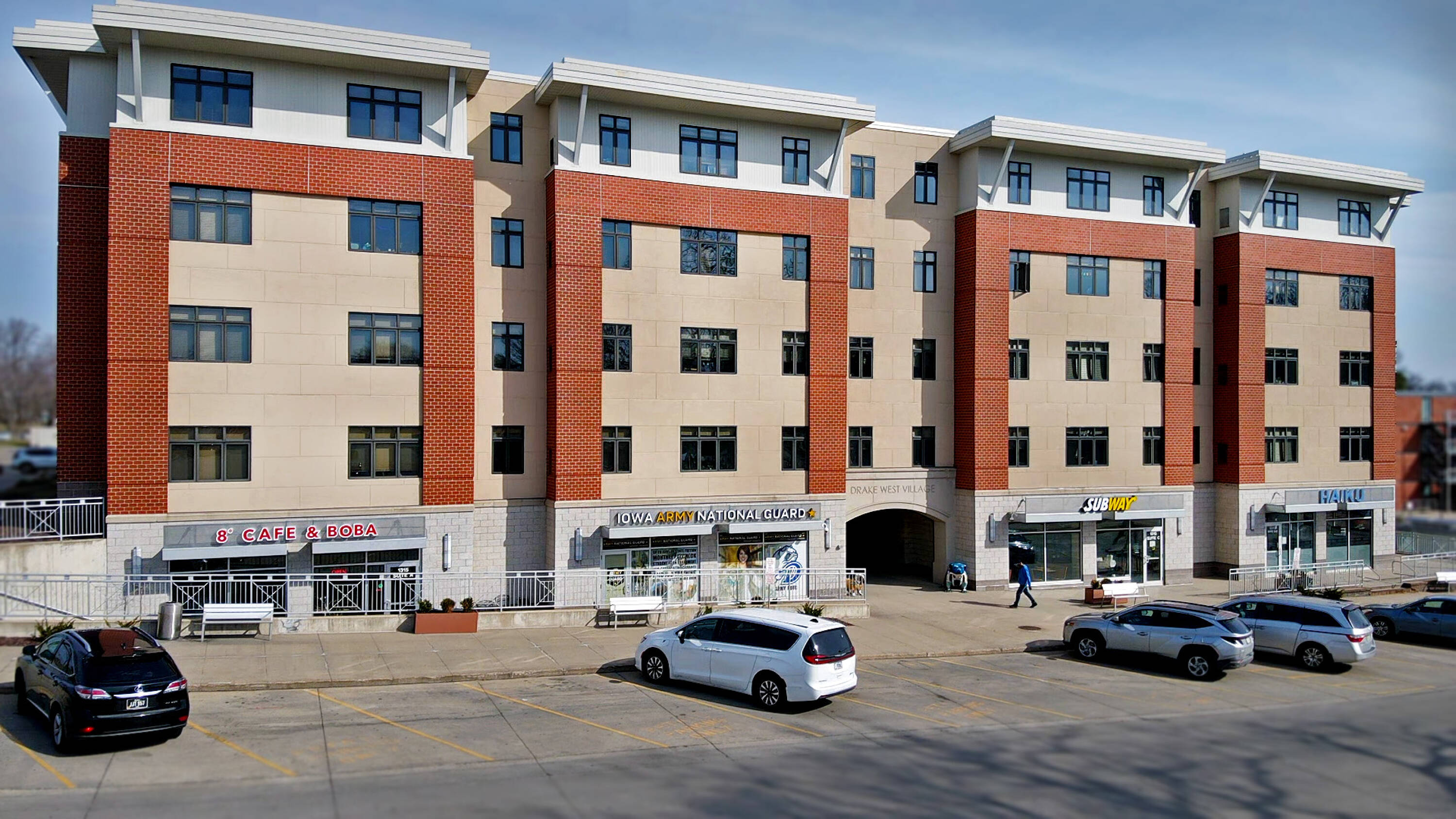 1315 31st St, Des Moines, IA 50311