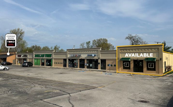 Pictures of Restaurant property located at 5465 Mayfield Rd, Lyndhurst, OH 44124 for sales - image #1
