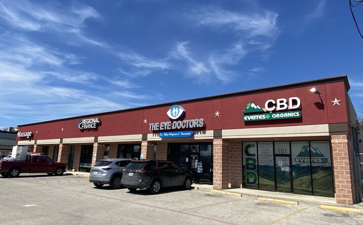 Pictures of Retail property located at 1121 SW Military Dr, San Antonio, TX 78221 for lease - image #1
