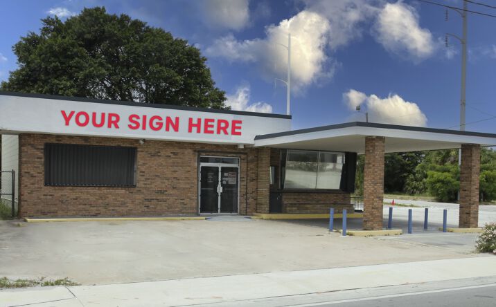 Pictures of Retail property located at 525 N US Hwy 1, Fort Pierce, FL 34950 for lease - image #1