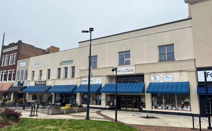 Pictures of Office property located at 246 Union Square NW, Hickory, NC 28601 for lease - image #1