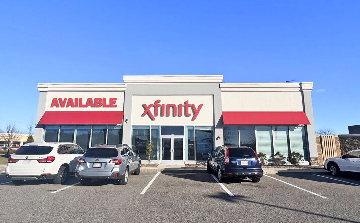 Pictures of Retail property located at 104 Colony Place Road, Plymouth, MA 02360 for sales - image #1