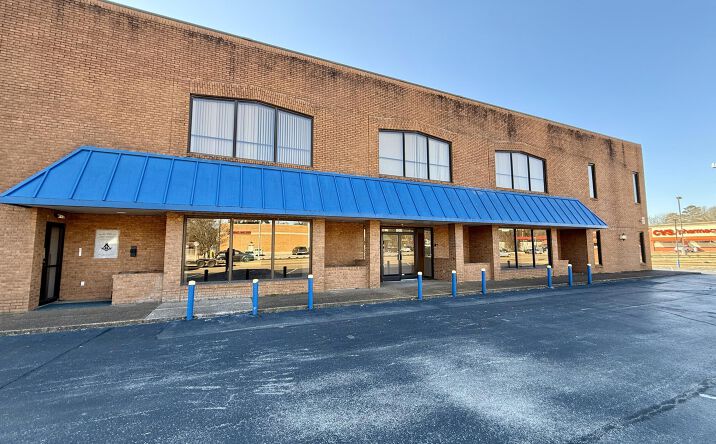 Pictures of Office property located at 1341 N Highland Avenue, Jackson, TN 38301 for lease - image #1