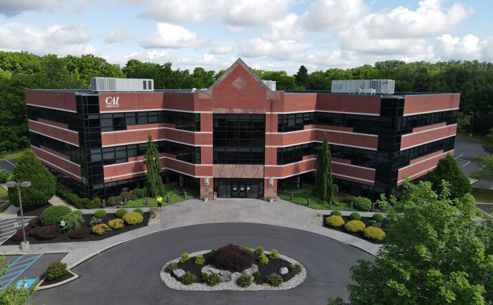 Pictures of Office property located at 1390 Ridgeview Dr, Allentown, PA 18104 for lease - image #1