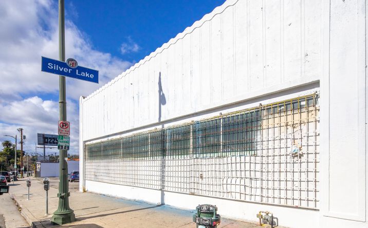 Pictures of Retail property located at 2511-2513 & 2515-2517 W Sunset Blvd, Los Angeles, CA 90039 for lease - image #1