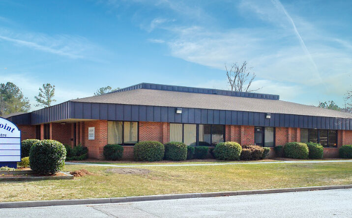 Pictures of Office property located at 11835 Canon Blvd, Newport News, VA 23606 for lease - image #1