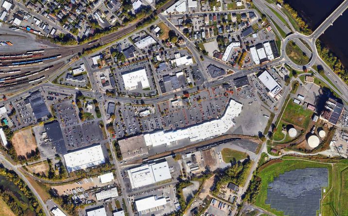 Pictures of Retail property located at 219 Memorial Ave, West Springfield, MA 01089 for lease - image #1