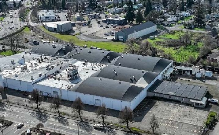 Pictures of Industrial property located at 811 N 1st St, Silverton, OR 97381 for lease - image #1