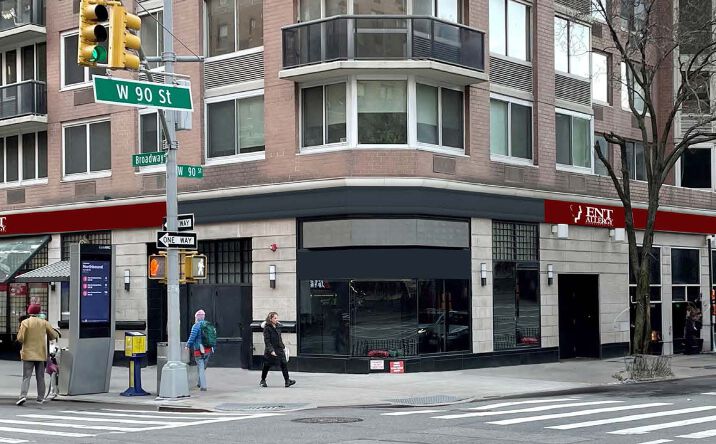 Pictures of Retail, Office property located at 2431 Broadway, New York, NY 10024 for lease - image #1