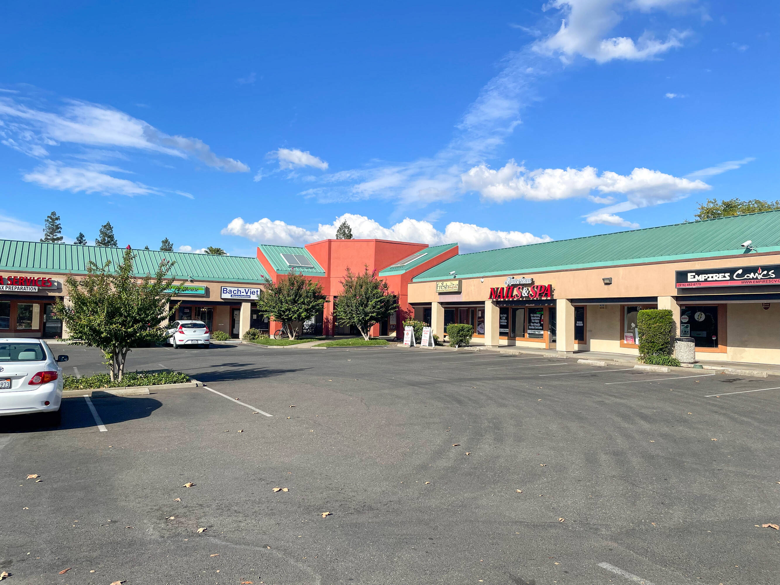 1100 Fulton Ave., Sacramento, CA 95825