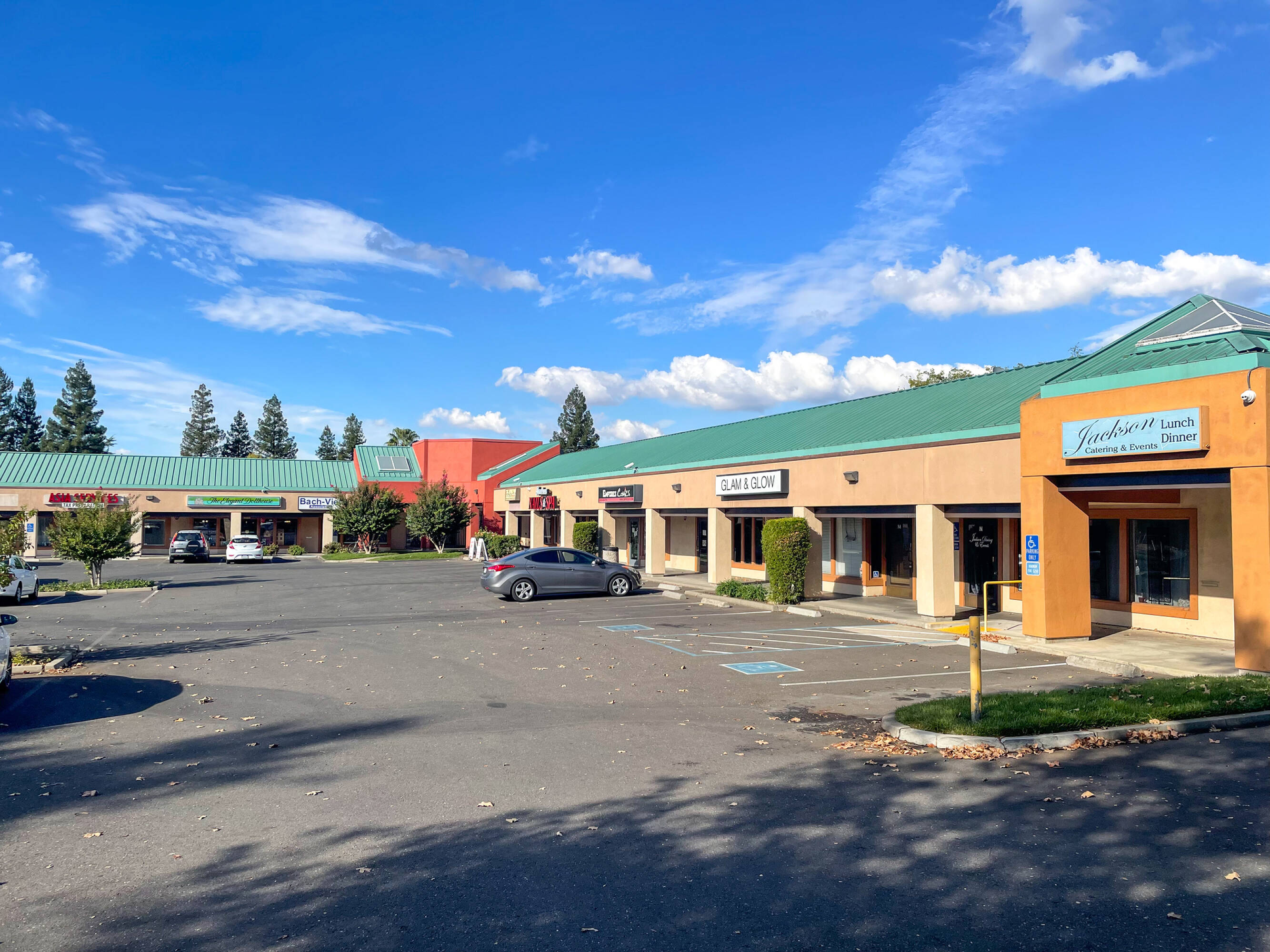 1100 Fulton Ave., Sacramento, CA 95825