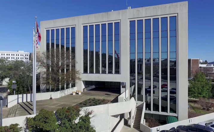 Pictures of Office property located at 835 Central Ave, Hot Springs, AR 71901 for lease - image #1