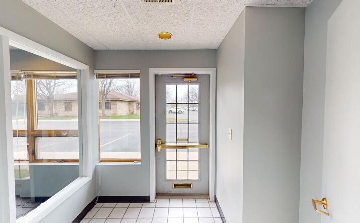 Pictures of Office property located at 3424-3448 N Old Arlington Hts Rd, Arlington Heights, IL 60004 for lease - image #1