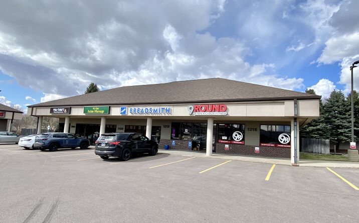 Pictures of Retail property located at 1216 E 57th St, Sioux Falls, SD 57108 for lease - image #1
