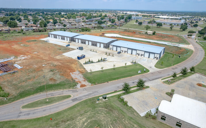 Pictures of Industrial property located at 8101 Silver Crossing, Oklahoma City, OK 73132 for lease - image #1