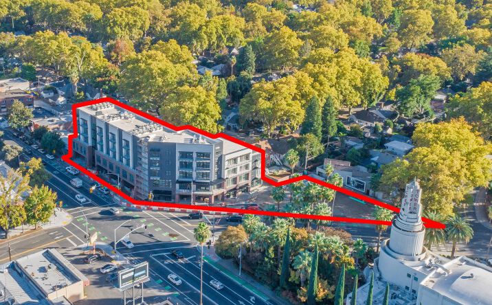 Pictures of Retail property located at 1600 Broadway, Sacramento, CA 95818 for lease - image #1