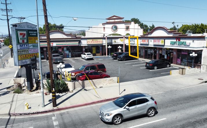 Pictures of Retail property located at 8707 Lindley Ave, Los Angeles, CA 91325 for lease - image #1