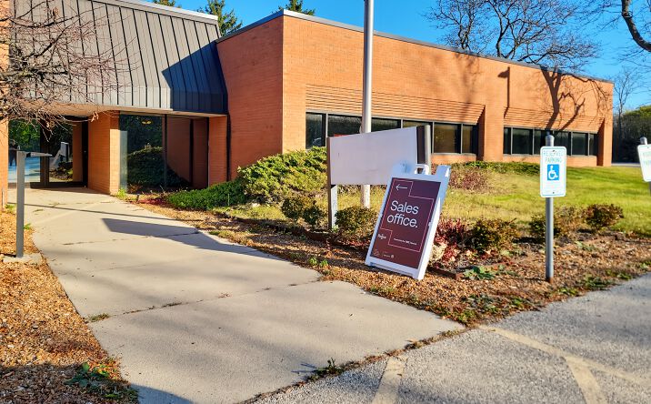 Pictures of Office property located at 120 Bishops Way, 1st Floor, Brookfield, WI 53005 for lease - image #1