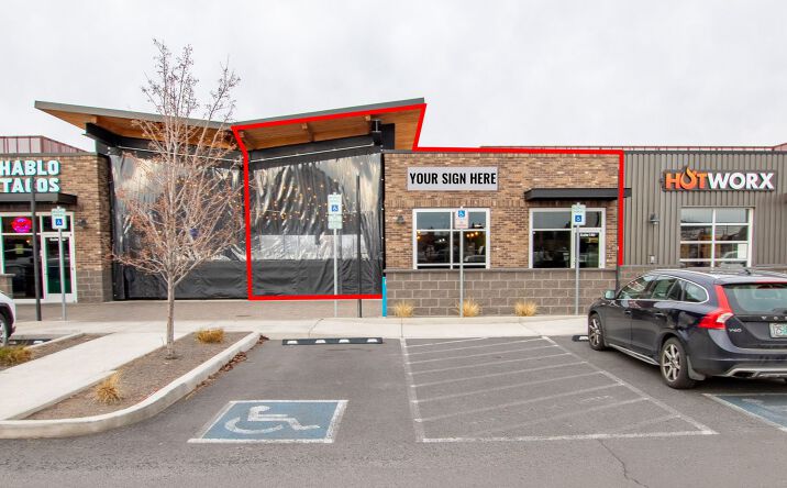 Pictures of Retail property located at 1462 NE Cushing Dr, Bend, OR 97701 for lease - image #1