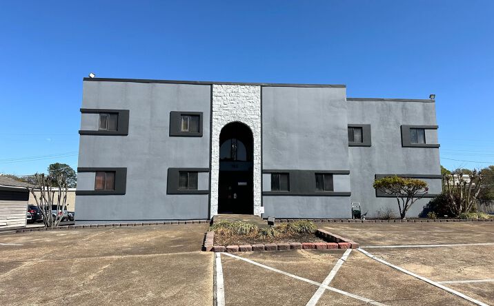 Pictures of Office property located at 752 W Brookhaven Cir, Memphis, TN 38117 for lease - image #1