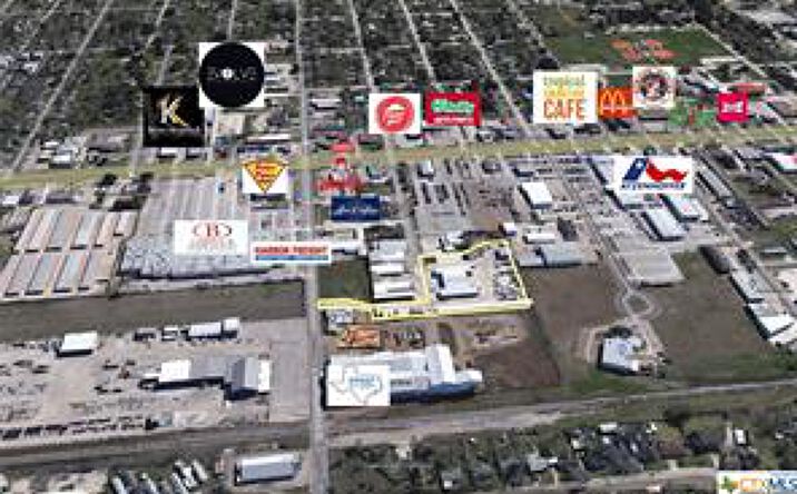 Pictures of Retail, Office, Industrial property located at 206 E Anaqua Avenue, Victoria, TX 77901 for lease - image #1