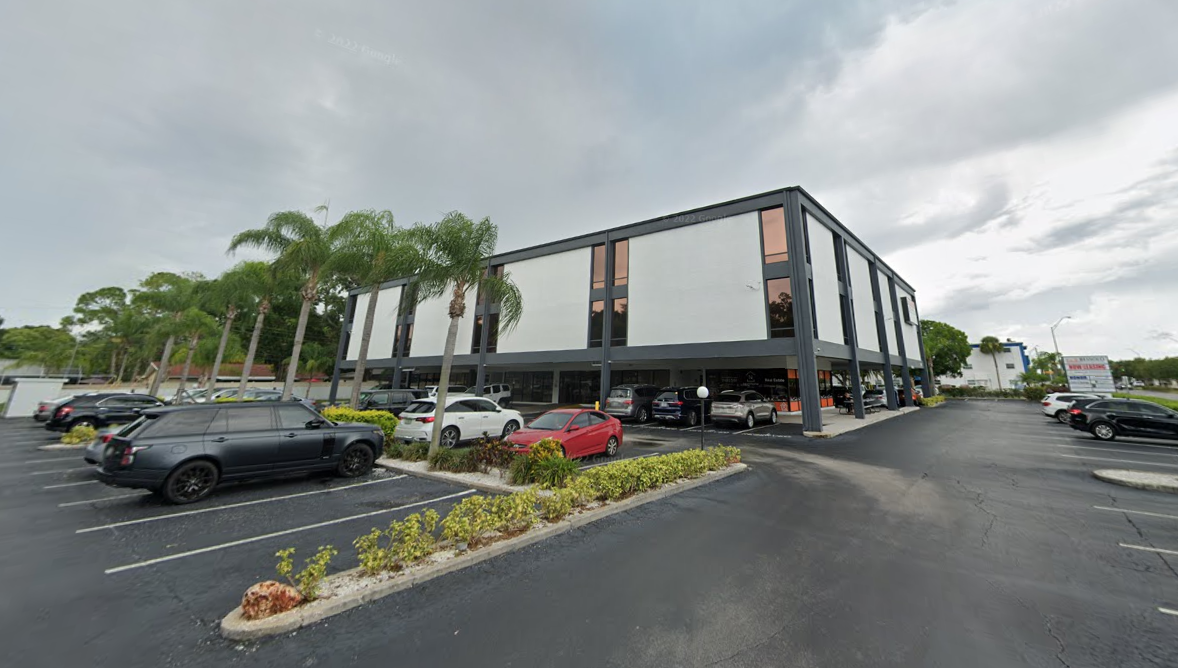 7901 4th St N, St. Petersburg, FL 33702 | Crexi.com