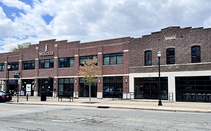 Pictures of Office property located at 1552 N Main St, Speedway, IN 46224 for lease - image #1