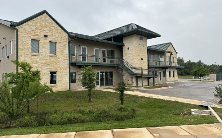 Pictures of Retail, Office, Restaurant property located at 5373 Williams Dr, Georgetown, TX 78633 for lease - image #1