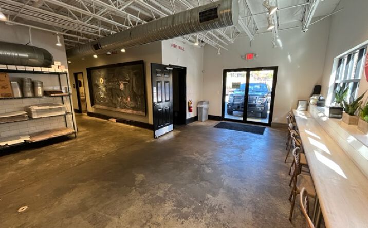 Pictures of Retail property located at 724 Cherokee St NE, Marietta, GA 30060 for lease - image #1