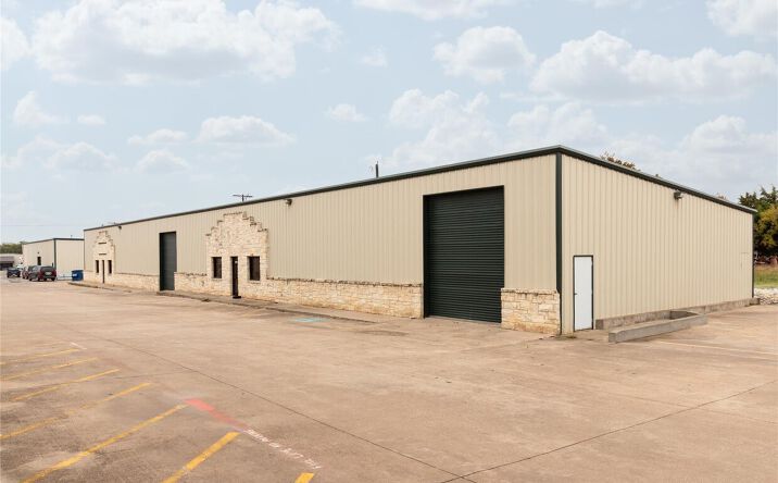 1808 N Main St, Cleburne, TX 76031 | Crexi.com